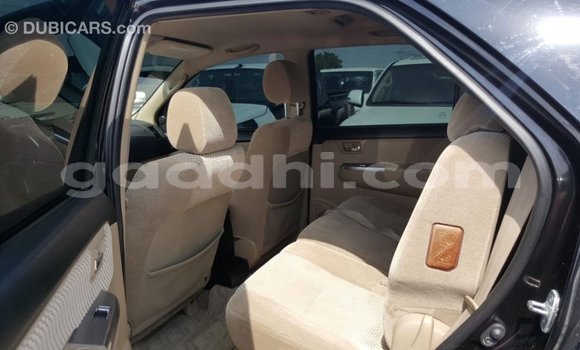 Imported Toyota Fortuner Black Makiinaa iti Import - Dubai keessatti Somalia keessatti Imported Toyota Fortuner Black Makiinaa iti Import - Dubai keessatti Somalia keessatti