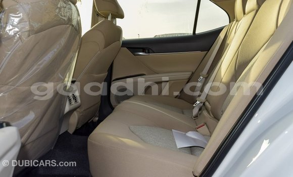 اشتري Imported Toyota Camry أبيض سيارة في Import - Dubai في الصومال اشتري Imported Toyota Camry أبيض سيارة في Import - Dubai في الصومال