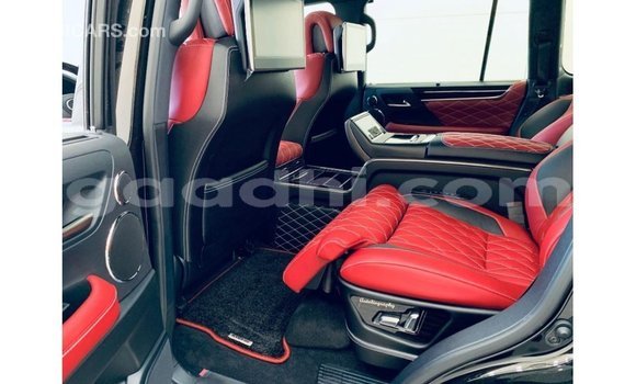 اشتري Imported Lexus LX أسود سيارة في Import - Dubai في الصومال اشتري Imported Lexus LX أسود سيارة في Import - Dubai في الصومال