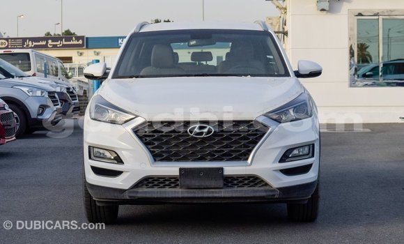 اشتري Imported Hyundai Tucson أبيض سيارة في Import - Dubai في الصومال اشتري Imported Hyundai Tucson أبيض سيارة في Import - Dubai في الصومال