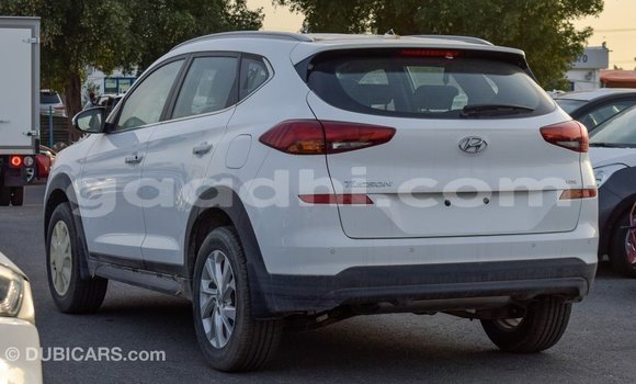 اشتري Imported Hyundai Tucson أبيض سيارة في Import - Dubai في الصومال اشتري Imported Hyundai Tucson أبيض سيارة في Import - Dubai في الصومال