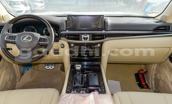 اشتري Imported Lexus LX أبيض سيارة في Import - Dubai في الصومال اشتري Imported Lexus LX أبيض سيارة في Import - Dubai في الصومال