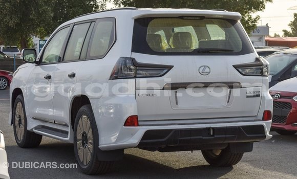 اشتري Imported Lexus LX أبيض سيارة في Import - Dubai في الصومال اشتري Imported Lexus LX أبيض سيارة في Import - Dubai في الصومال