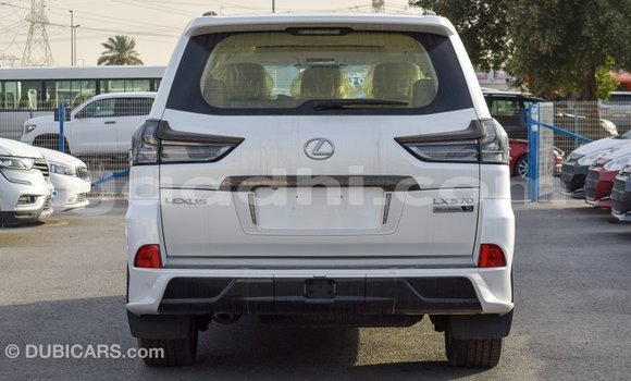 اشتري Imported Lexus LX أبيض سيارة في Import - Dubai في الصومال اشتري Imported Lexus LX أبيض سيارة في Import - Dubai في الصومال