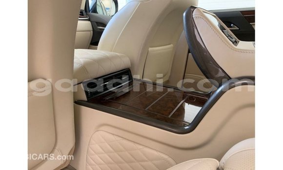 اشتري Imported Lexus LX أسود سيارة في Import - Dubai في الصومال اشتري Imported Lexus LX أسود سيارة في Import - Dubai في الصومال