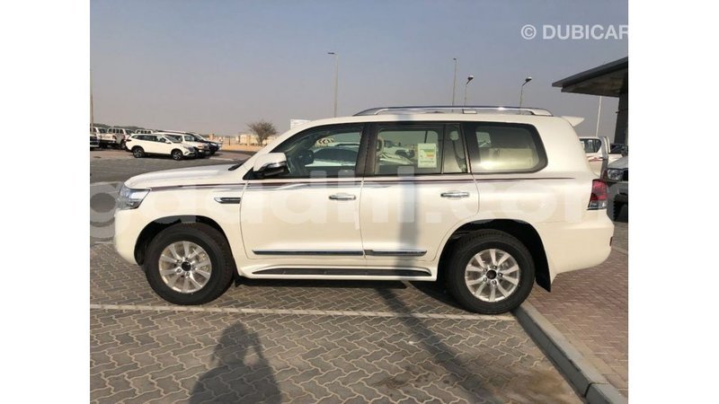 Big with watermark toyota land cruiser somalia import dubai 4246