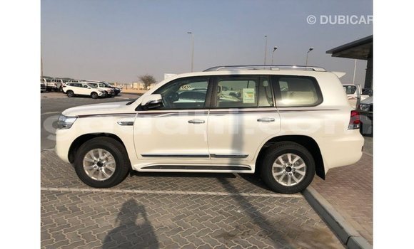 Buy Import Toyota Land Cruiser White Car in Import - Dubai in Somalia Buy Import Toyota Land Cruiser White Car in Import - Dubai in Somalia