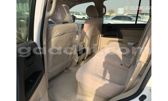 Buy Import Toyota Land Cruiser White Car in Import - Dubai in Somalia Buy Import Toyota Land Cruiser White Car in Import - Dubai in Somalia