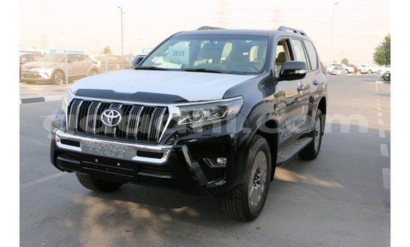 Nunua Imported Toyota Prado Nyeusi Gari ndani ya Import - Dubai nchini Somalia Nunua Imported Toyota Prado Nyeusi Gari ndani ya Import - Dubai nchini Somalia