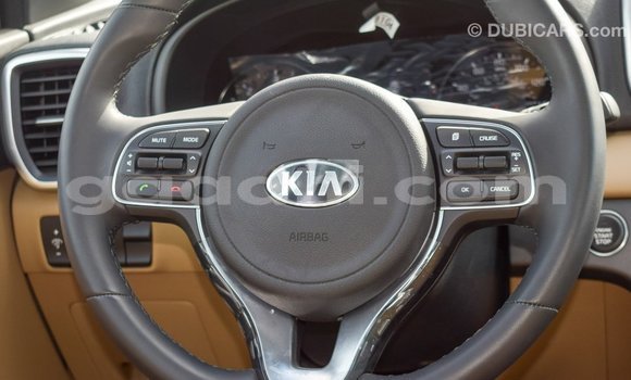 Acheter Import Voiture Kia Sportage Blanc à Import - Dubai, Somalie Acheter Import Voiture Kia Sportage Blanc à Import - Dubai, Somalie