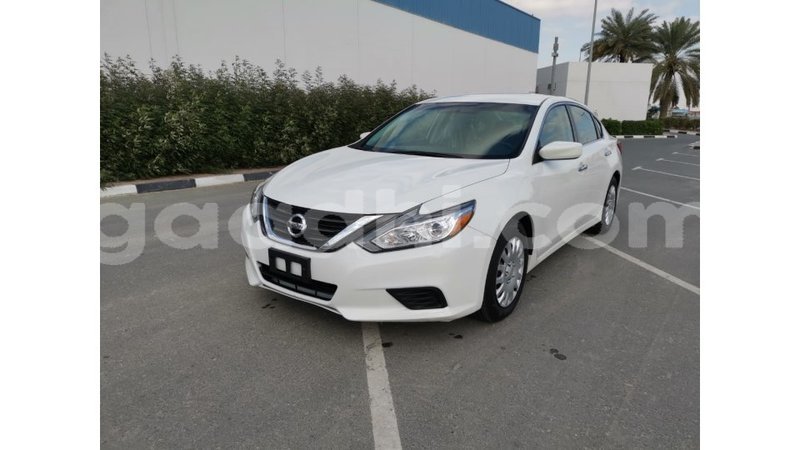 Big with watermark nissan altima somalia import dubai 4253