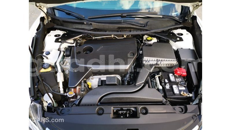 Big with watermark nissan altima somalia import dubai 4253