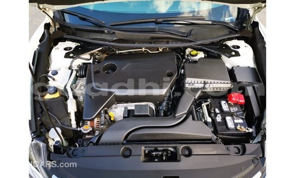 Nunua Imported Nissan Altima Nyeupe Gari ndani ya Import - Dubai nchini Somalia Nunua Imported Nissan Altima Nyeupe Gari ndani ya Import - Dubai nchini Somalia