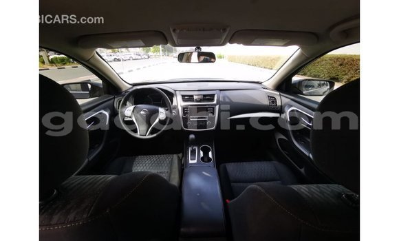 Nunua Imported Nissan Altima Nyeusi Gari ndani ya Import - Dubai nchini Somalia Nunua Imported Nissan Altima Nyeusi Gari ndani ya Import - Dubai nchini Somalia