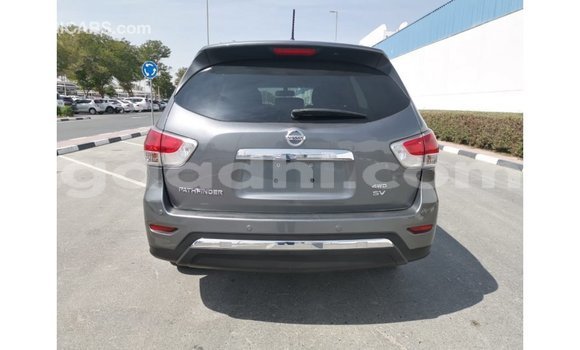 Nunua Imported Nissan Pathfinder Nyingine Gari ndani ya Import - Dubai nchini Somalia Nunua Imported Nissan Pathfinder Nyingine Gari ndani ya Import - Dubai nchini Somalia