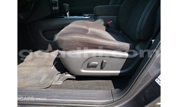 Nunua Imported Nissan Pathfinder Nyingine Gari ndani ya Import - Dubai nchini Somalia Nunua Imported Nissan Pathfinder Nyingine Gari ndani ya Import - Dubai nchini Somalia