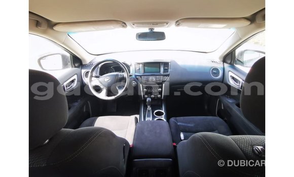 Nunua Imported Nissan Pathfinder Nyingine Gari ndani ya Import - Dubai nchini Somalia Nunua Imported Nissan Pathfinder Nyingine Gari ndani ya Import - Dubai nchini Somalia