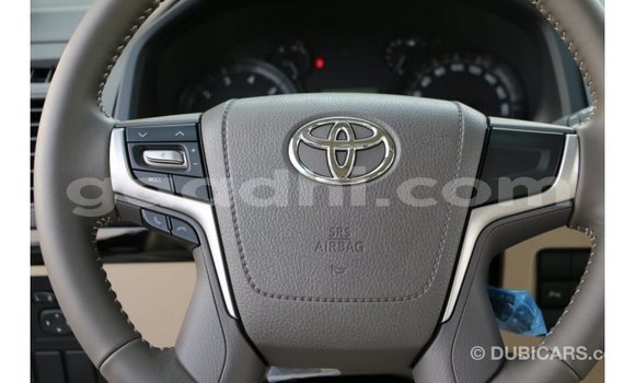 Nunua Imported Toyota Prado Nyeusi Gari ndani ya Import - Dubai nchini Somalia Nunua Imported Toyota Prado Nyeusi Gari ndani ya Import - Dubai nchini Somalia