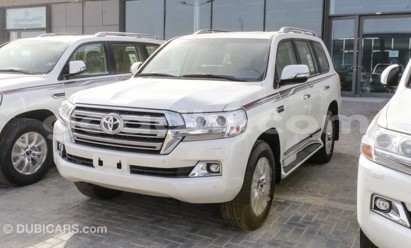 Buy Import Toyota Land Cruiser White Car in Import - Dubai in Somalia Buy Import Toyota Land Cruiser White Car in Import - Dubai in Somalia