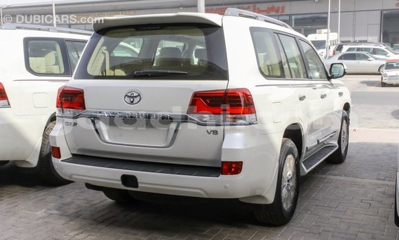 Buy Import Toyota Land Cruiser White Car in Import - Dubai in Somalia Buy Import Toyota Land Cruiser White Car in Import - Dubai in Somalia