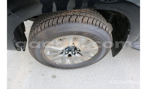 Nunua Imported Toyota Prado Nyeusi Gari ndani ya Import - Dubai nchini Somalia Nunua Imported Toyota Prado Nyeusi Gari ndani ya Import - Dubai nchini Somalia