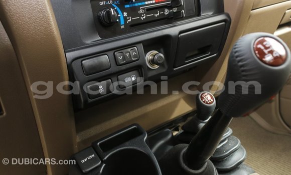 Buy Import Toyota Land Cruiser Beige Car in Import - Dubai in Somalia Buy Import Toyota Land Cruiser Beige Car in Import - Dubai in Somalia