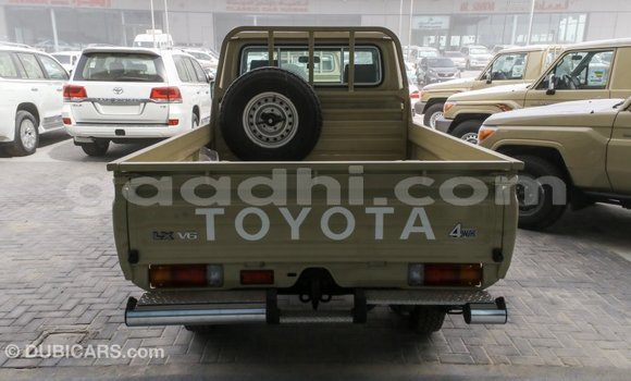 Buy Import Toyota Land Cruiser Beige Car in Import - Dubai in Somalia Buy Import Toyota Land Cruiser Beige Car in Import - Dubai in Somalia