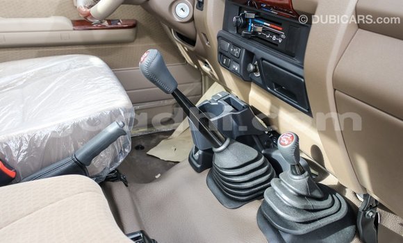 Buy Import Toyota Land Cruiser Beige Car in Import - Dubai in Somalia Buy Import Toyota Land Cruiser Beige Car in Import - Dubai in Somalia