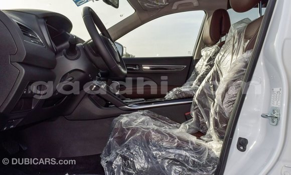 اشتري Imported Renault Koleos أبيض سيارة في Import - Dubai في الصومال اشتري Imported Renault Koleos أبيض سيارة في Import - Dubai في الصومال