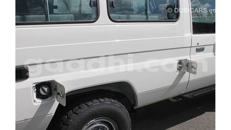 Big with watermark toyota land cruiser somalia import dubai 4274