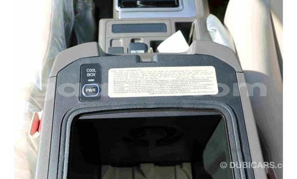 Nunua Imported Toyota Prado Nyeusi Gari ndani ya Import - Dubai nchini Somalia Nunua Imported Toyota Prado Nyeusi Gari ndani ya Import - Dubai nchini Somalia