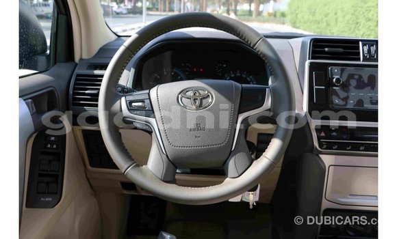 Nunua Imported Toyota Prado Nyeusi Gari ndani ya Import - Dubai nchini Somalia Nunua Imported Toyota Prado Nyeusi Gari ndani ya Import - Dubai nchini Somalia