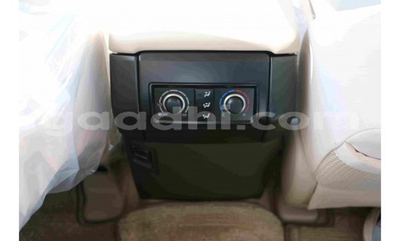 Nunua Imported Toyota Prado Nyeusi Gari ndani ya Import - Dubai nchini Somalia Nunua Imported Toyota Prado Nyeusi Gari ndani ya Import - Dubai nchini Somalia