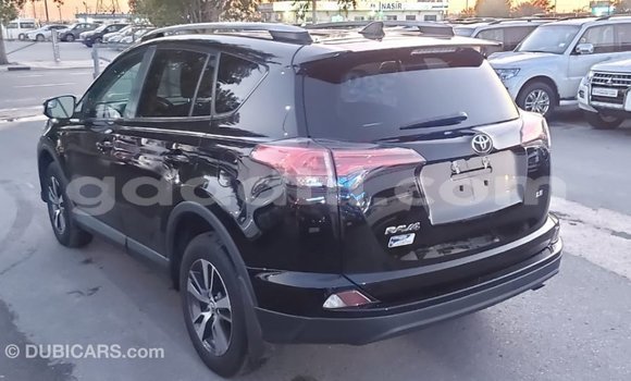 Acheter Import Utilitaire Toyota HiAce Noir à Import - Dubai, Somalie Acheter Import Utilitaire Toyota HiAce Noir à Import - Dubai, Somalie