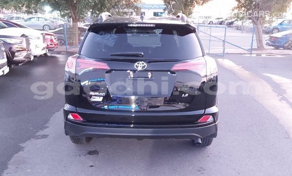 Acheter Import Utilitaire Toyota HiAce Noir à Import - Dubai, Somalie Acheter Import Utilitaire Toyota HiAce Noir à Import - Dubai, Somalie