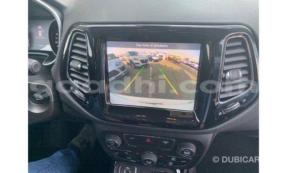 Acheter Import Voiture Jeep Compass Blanc à Import - Dubai, Somalie Acheter Import Voiture Jeep Compass Blanc à Import - Dubai, Somalie