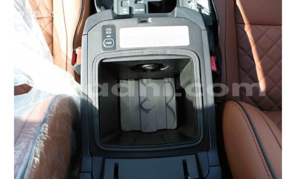 Buy Import Toyota Prado White Car in Import - Dubai in Somalia Buy Import Toyota Prado White Car in Import - Dubai in Somalia