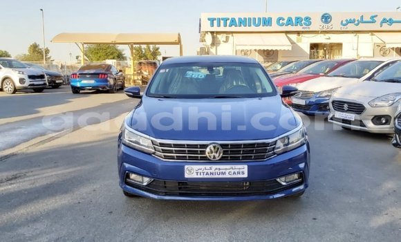 Buy Import Volkswagen Passat Blue Car in Import - Dubai in Somalia