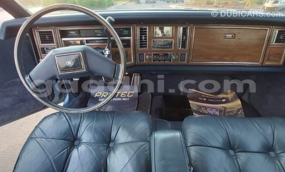 Acheter Import Voiture Cadillac Eldorado Bleu à Import - Dubai, Somalie Acheter Import Voiture Cadillac Eldorado Bleu à Import - Dubai, Somalie