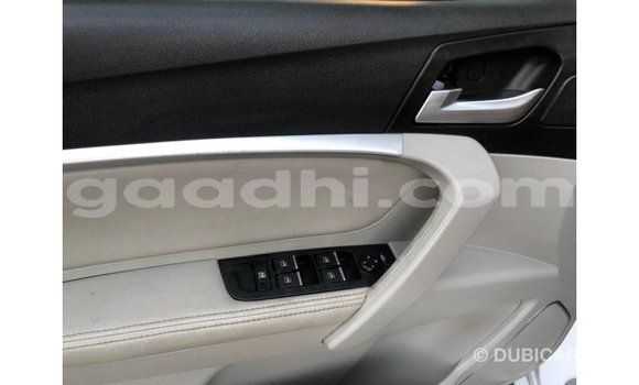 Acheter Import Voiture Geely Emgrand 7 Blanc à Import - Dubai, Somalie Acheter Import Voiture Geely Emgrand 7 Blanc à Import - Dubai, Somalie