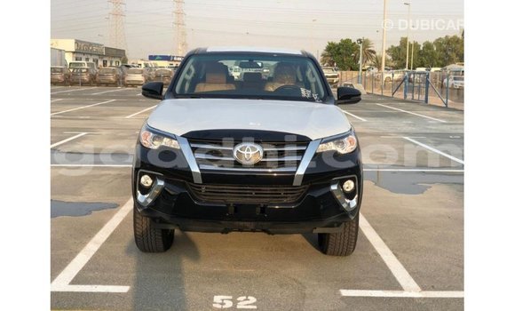 ይግዙ Imported Toyota Fortuner ጥቁር መኪና በ Import - Dubai በ ሶማሊያ ይግዙ Imported Toyota Fortuner ጥቁር መኪና በ Import - Dubai በ ሶማሊያ