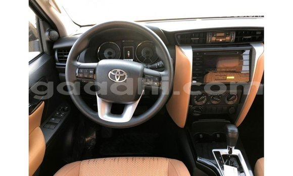 ይግዙ Imported Toyota Fortuner ጥቁር መኪና በ Import - Dubai በ ሶማሊያ ይግዙ Imported Toyota Fortuner ጥቁር መኪና በ Import - Dubai በ ሶማሊያ