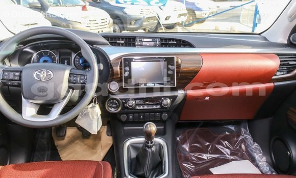 Buy Import Toyota Hilux White Car in Import - Dubai in Somalia Buy Import Toyota Hilux White Car in Import - Dubai in Somalia