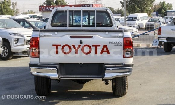 Buy Import Toyota Hilux White Car in Import - Dubai in Somalia Buy Import Toyota Hilux White Car in Import - Dubai in Somalia