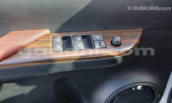 Buy Import Toyota Hilux White Car in Import - Dubai in Somalia Buy Import Toyota Hilux White Car in Import - Dubai in Somalia