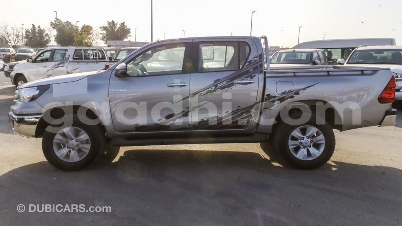 Big with watermark toyota hilux somalia import dubai 4311