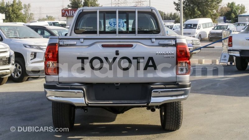 Big with watermark toyota hilux somalia import dubai 4311