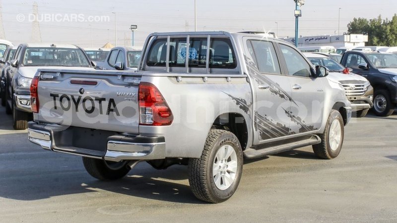 Big with watermark toyota hilux somalia import dubai 4311