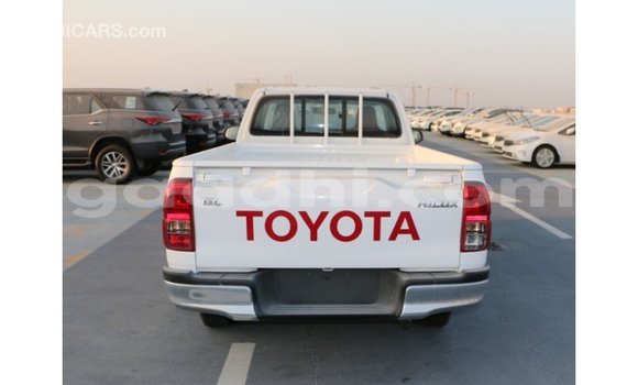 Buy Import Toyota Hilux White Car in Import - Dubai in Somalia Buy Import Toyota Hilux White Car in Import - Dubai in Somalia