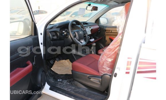 Buy Import Toyota Hilux White Car in Import - Dubai in Somalia Buy Import Toyota Hilux White Car in Import - Dubai in Somalia